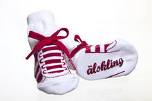 Röd baseballsocka